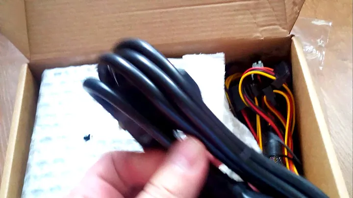 Распаковка Блока питания Chieftec GPS-550A8 550W