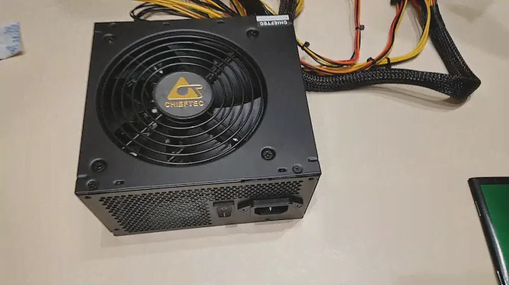 Распаковка Chieftec Task TPS-700S 700W из Rozetka